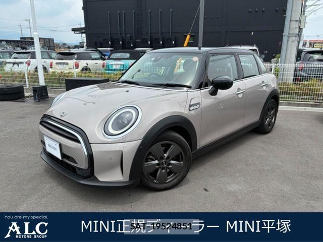 Bmw MINI 2023-06 8208738-0