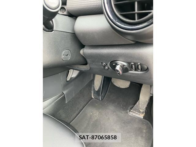 Bmw MINI 2018-06 8230806-14