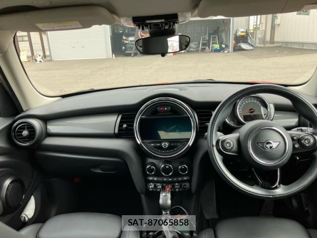 Bmw MINI 2018-06 8230806-2