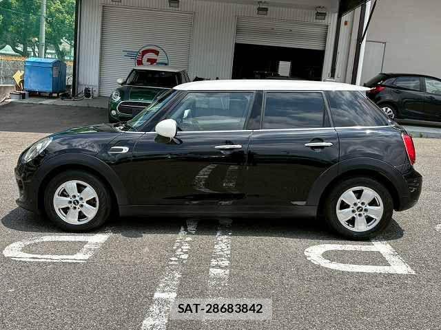 Bmw MINI 2019-02 8245930-15