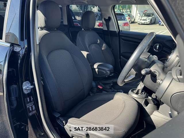 Bmw MINI 2019-02 8245930-16