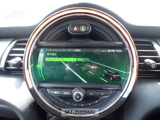 Bmw MINI 2018-08 8336792-14