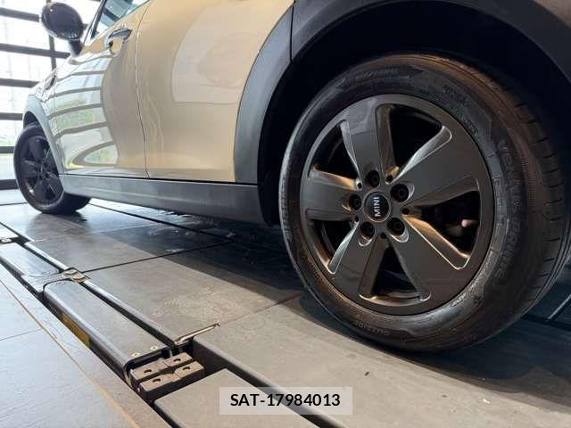 Bmw MINI 2021-08 8354959-9