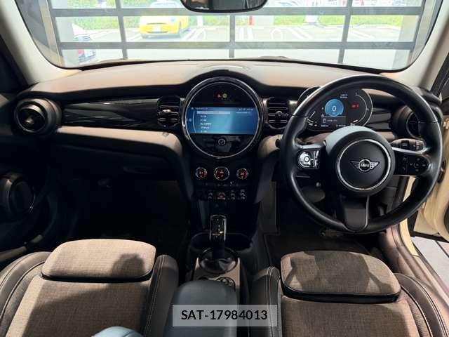 Bmw MINI 2021-08 8354959-13