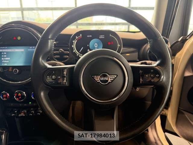 Bmw MINI 2021-08 8354959-14
