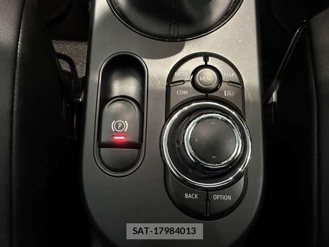 Bmw MINI 2021-08 8354959-18