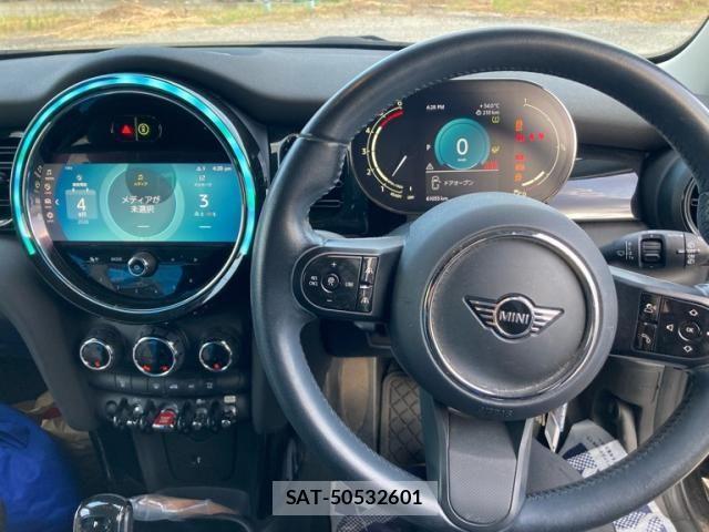 Bmw MINI 2021-08 8367019-16