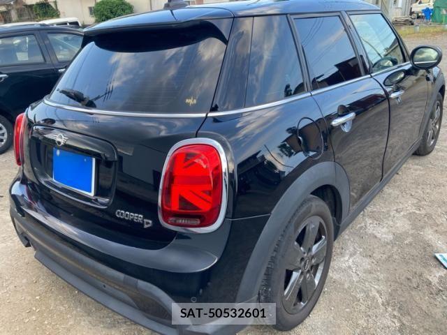 Bmw MINI 2021-08 8367019-3