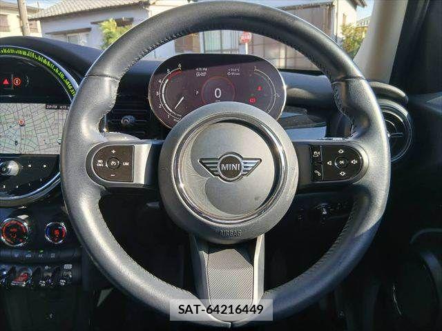 Bmw MINI 2022-02 8367015-9