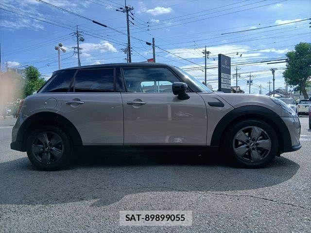 Bmw MINI 2023-11 8413614-15