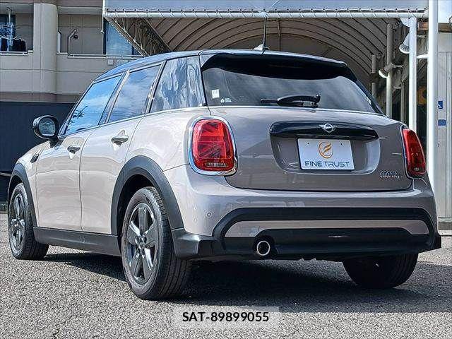 Bmw MINI 2023-11 8413614-18