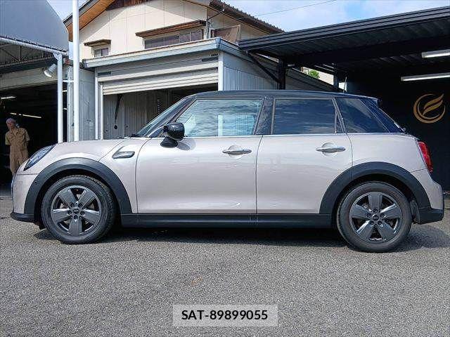 Bmw MINI 2023-11 8413614-19