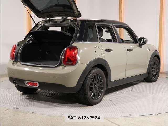 Bmw MINI 2020-08 8457911-25