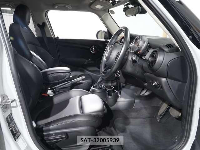 Bmw MINI 2019-09 8485749-10