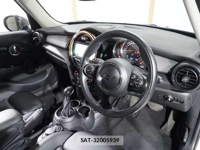 Bmw MINI 2019-09 8485749-13