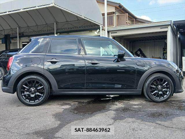 Bmw MINI 2022-07 8627722-15
