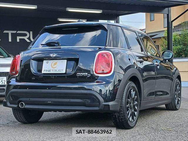 Bmw MINI 2022-07 8627722-16