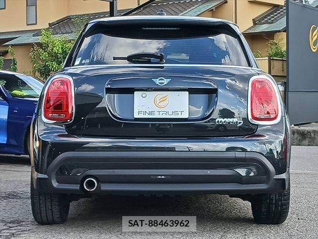 Bmw MINI 2022-07 8627722-17