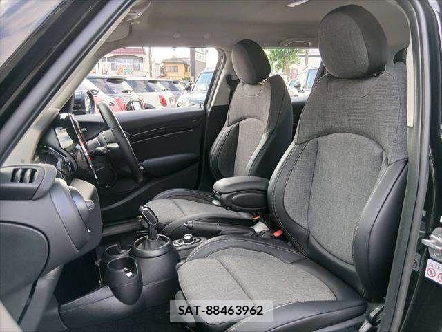 Bmw MINI 2022-07 8627722-28