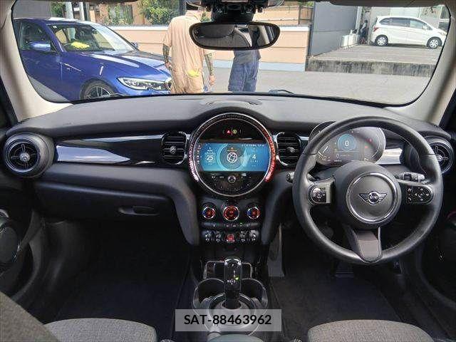 Bmw MINI 2022-07 8627722-2