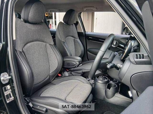 Bmw MINI 2022-07 8627722-6