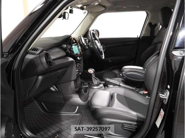 Bmw MINI 2019-03 8627721-9
