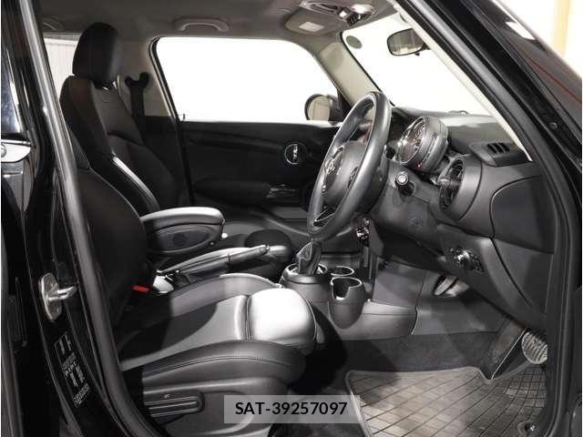 Bmw MINI 2019-03 8627721-10