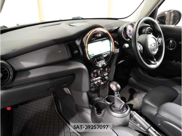 Bmw MINI 2019-03 8627721-12
