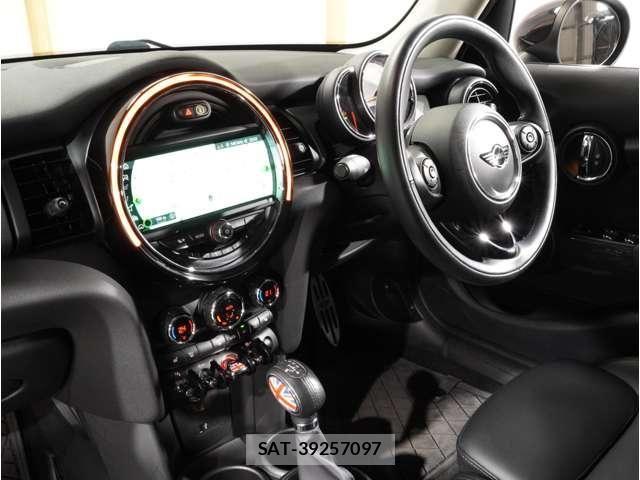 Bmw MINI 2019-03 8627721-15