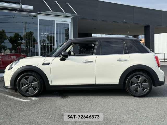 Bmw MINI 2022-10 8666523-13