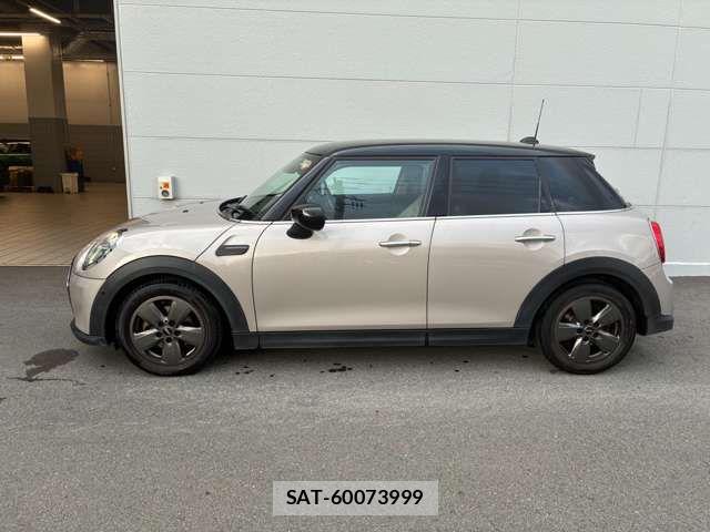 Bmw MINI 2021-09 8666520-2