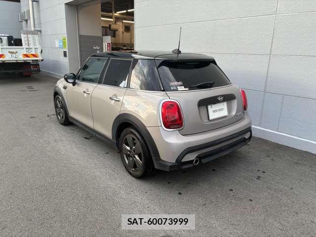 Bmw MINI 2021-09 8666520-3