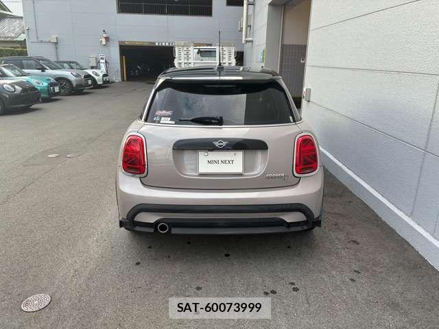 Bmw MINI 2021-09 8666520-4