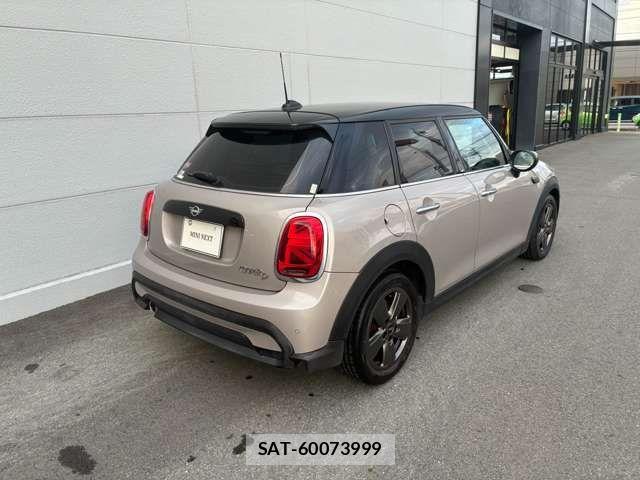 Bmw MINI 2021-09 8666520-7