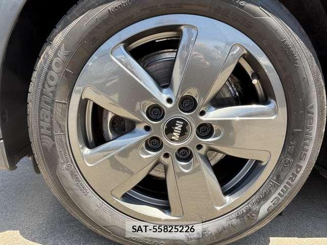 Bmw MINI 2021-11 8660259-3