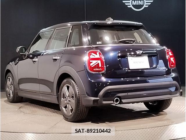 Bmw MINI 2023-12 8743998-2