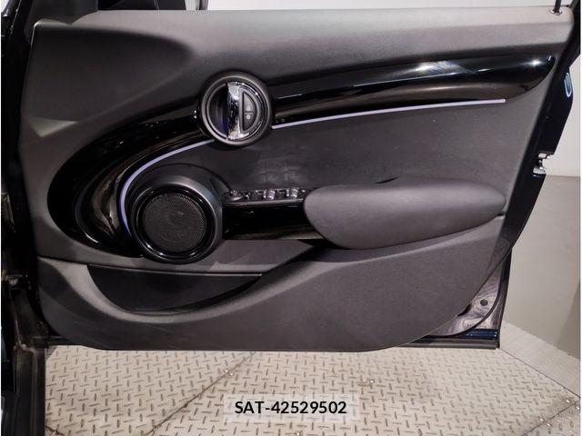 Bmw MINI 2023-12 8744006-28