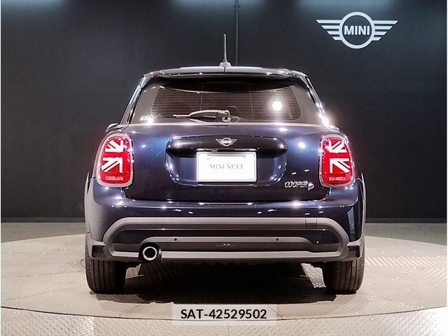 Bmw MINI 2023-12 8744006-4