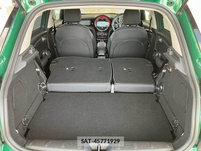 Bmw MINI 2020-10 8796665-12