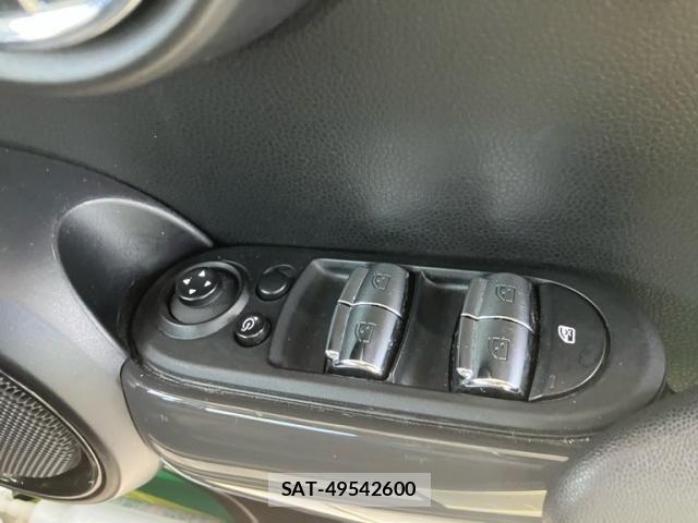 Bmw MINI 2019-06 8796668-12