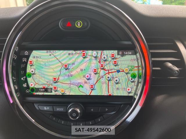 Bmw MINI 2019-06 8796668-17
