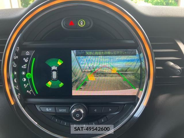 Bmw MINI 2019-06 8796668-18