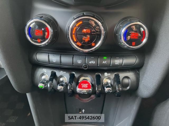 Bmw MINI 2019-06 8796668-19