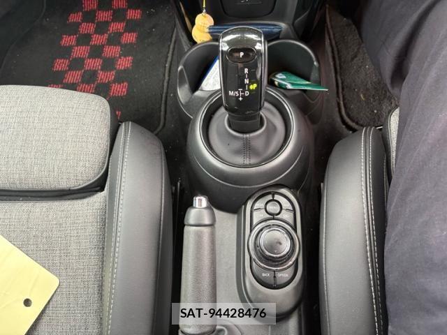 Bmw MINI 2022-11 8830341-16