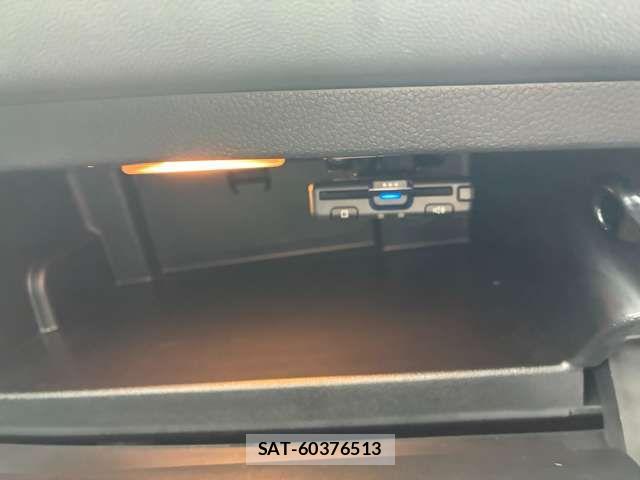 Bmw MINI 2019-09 8849810-17