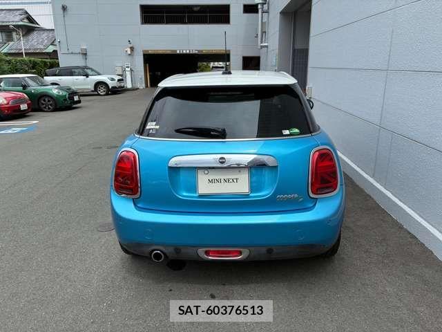 Bmw MINI 2019-09 8849810-4