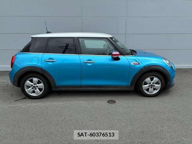 Bmw MINI 2019-09 8849810-6
