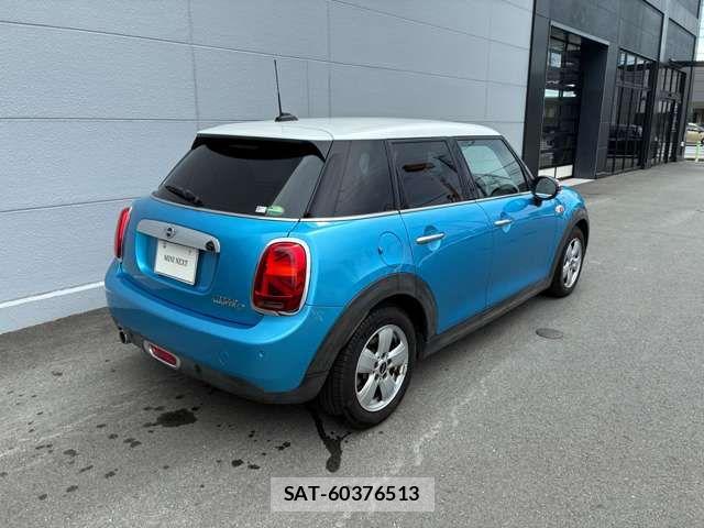 Bmw MINI 2019-09 8849810-7