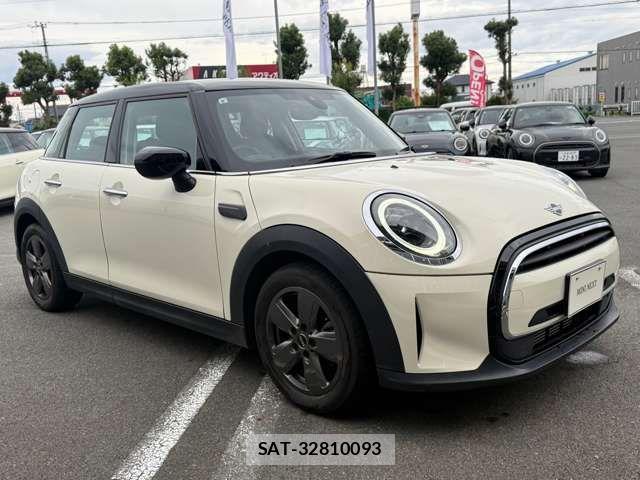 Bmw MINI 2021-08 8849804-17