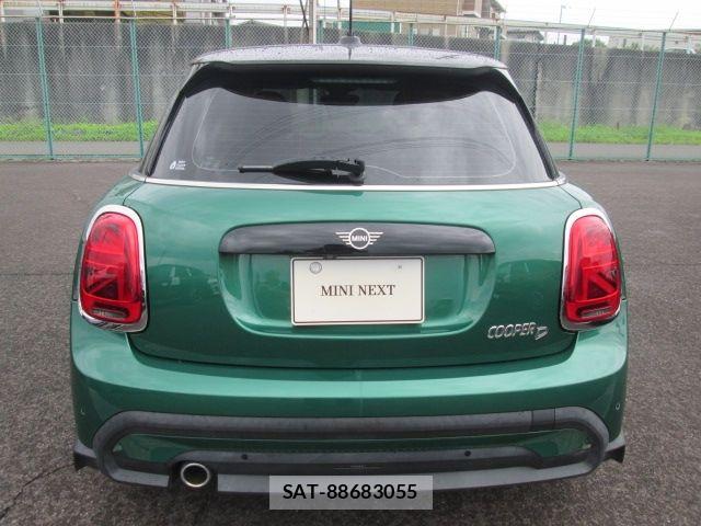 Bmw MINI 2021-12 8883923-9